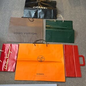 Chanel Louis Vuitton, Hermes Gucci Armani Ferragamo  bags Not used but wrinkled